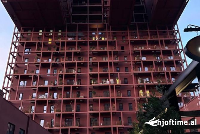 Ambient biznesi me qera 3+1 ne Tirane - 3,000 Euro