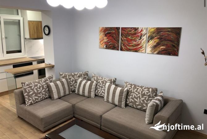 Shtepi me qera 1+1 ne Tirane - 600 Euro