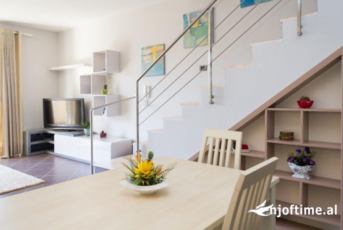 Casa in affitto 3+1 a Tirana - 1,000 Euro