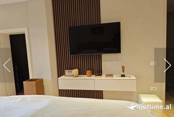 Shtepi me qera 5+1 ne Tirane - 4,000 Euro