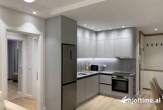 Shtepi ne shitje Apartament ne Tirane, 2+1, Mobilimi E mobiluar, Pagesa 139,000  Euro.