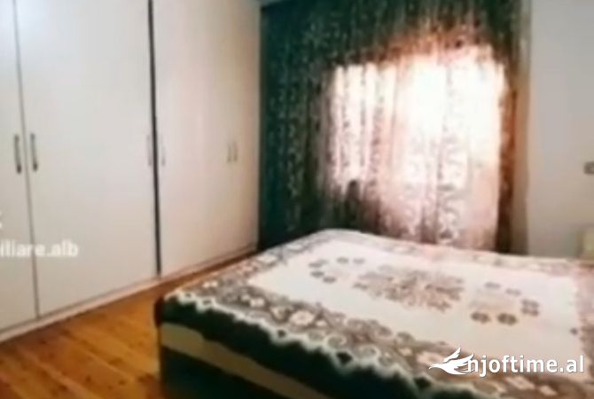Shtepi me qera 2+1 ne Tirane - 35,000 Leke