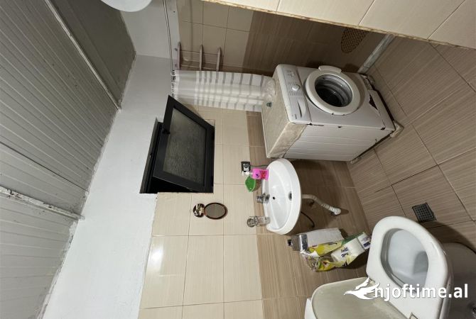 Shtepi me qera 1+1 ne Tirane - 25,000 Leke