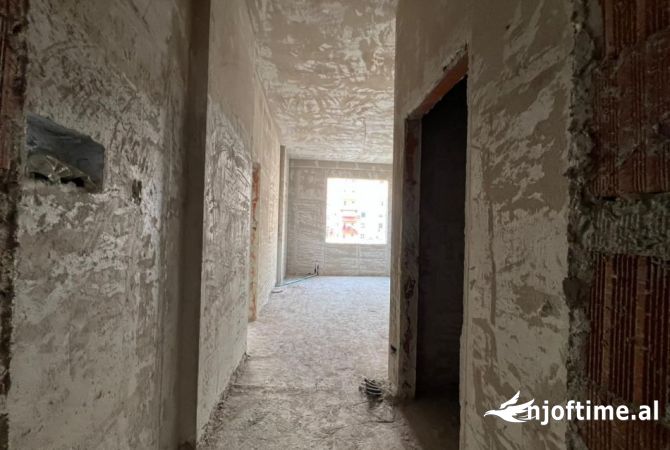 Shtepi ne shitje 1+1 ne Tirane - 93,500 Euro