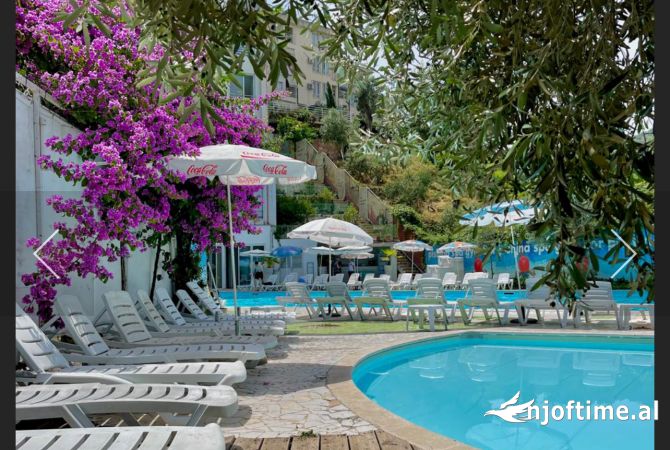 Ambient biznesi me qera 3+1 ne Tirane - 8,000 Euro