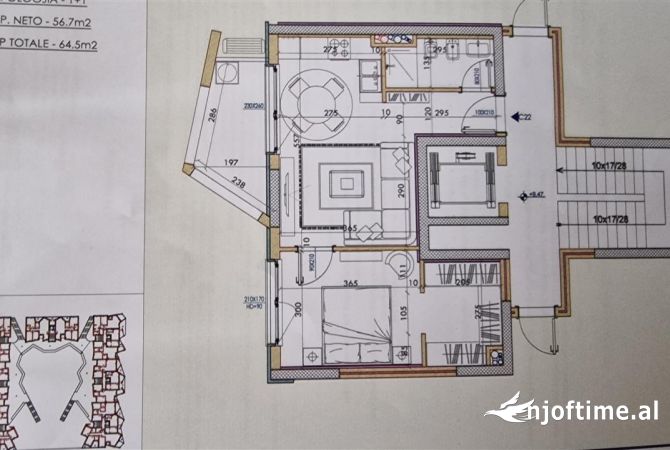 Ambient biznesi me qera 3+1 ne Tirane - 450 Euro