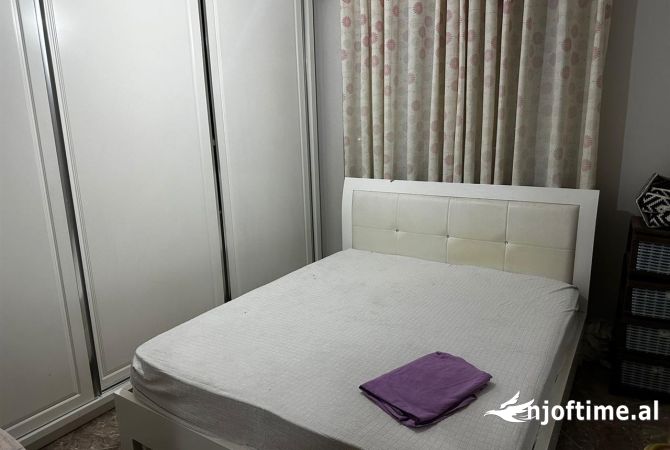 Shtepi me qera 1+1 ne Tirane - 450 Euro