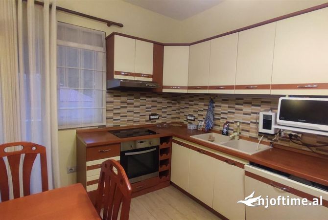 Apartment for rent in Tirana 2+1, Furnished