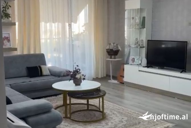 Shtepi ne shitje 2+1 ne Tirane - 235,000 Euro