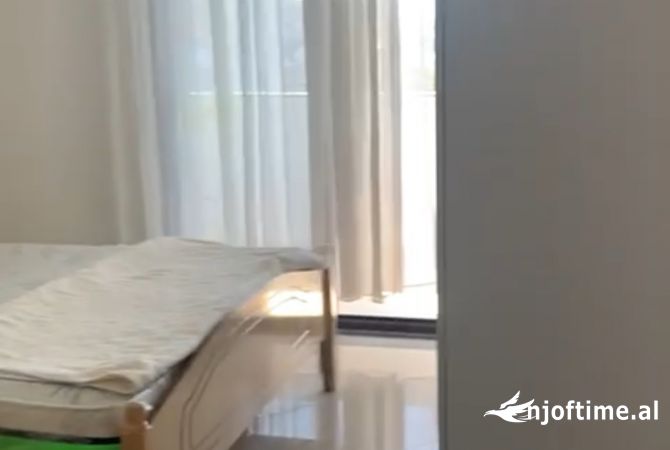 Shtepi me qera 2+1 ne Tirane - 40,000 Leke