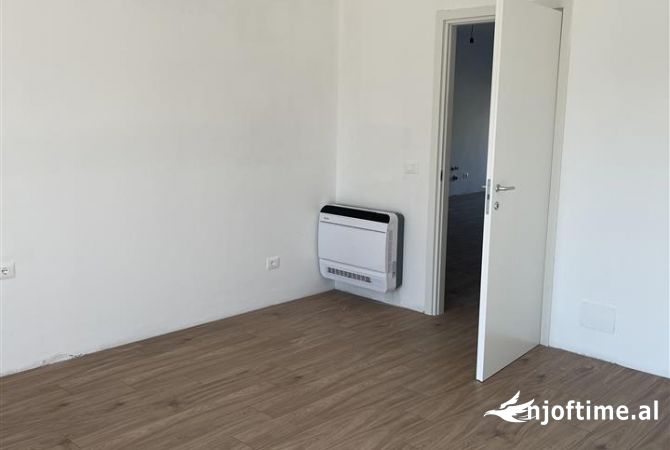 Shtepi me qera 3+1 ne Tirane - 50,000 Leke