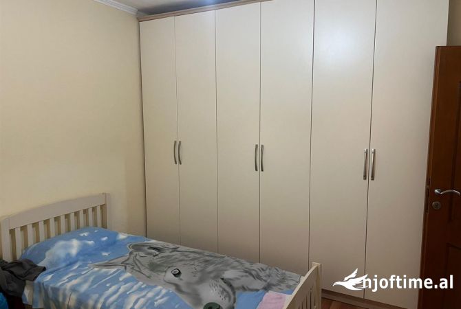 Shtepi ne shitje 1+1 ne Tirane - 80,000 Euro