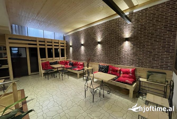 Ambient biznesi me qera 5+1 ne Tirane - 3,500 Euro