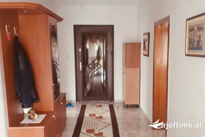 Shtepi ne shitje 2+1 ne Tirane - 250,000 Euro