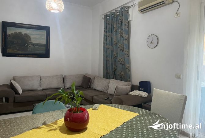 Shtepi me qera 2+1 ne Tirane - 50,000 Leke