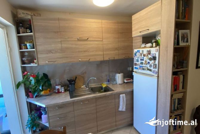 Shtepi ne shitje 1+1 ne Tirane - 90,000 Euro