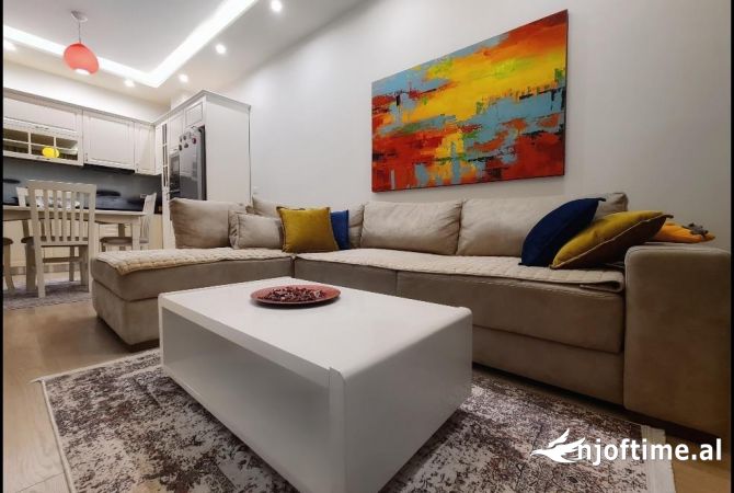 Shtepi me qera 1+1 ne Tirane - 650 Euro