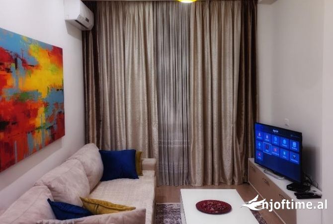 Shtepi me qera Apartament ne Tirane, 1+1, Mobilimi E mobiluar, Pagesa 650  Euro.