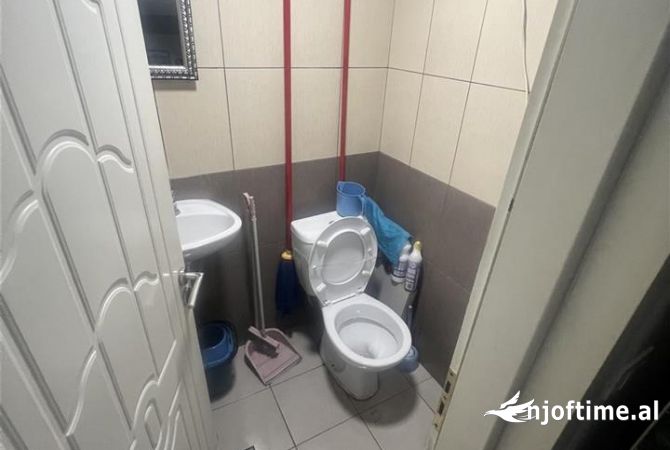 Ambient biznesi ne shitje 2+1 ne Tirane - 152,000 Euro