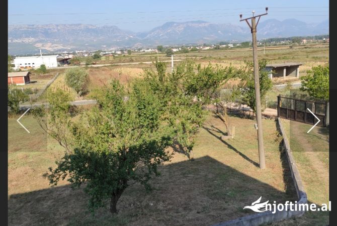 Shtepi ne shitje Shtepi Private ne Tirane, 5+1, Mobilimi Bosh, pa mobiluar, Pagesa 165,000  Euro.