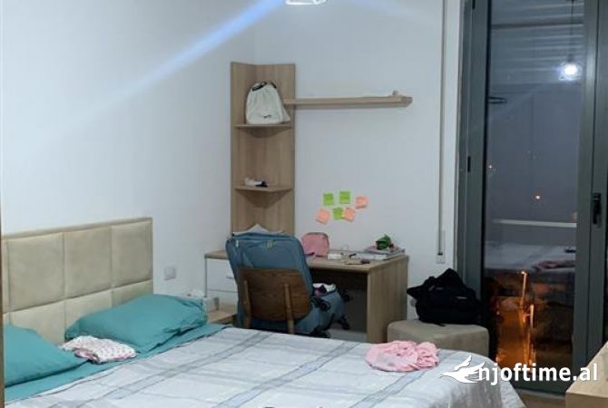 Shtepi me qera Apartament ne Tirane, 2+1, Mobilimi E mobiluar, Pagesa 600  Euro.