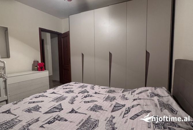 Shtepi me qera 2+1 ne Tirane - 650 Euro