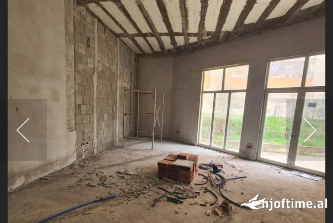 Ambient biznesi ne shitje 1+1 ne Tirane - 198,000 Euro
