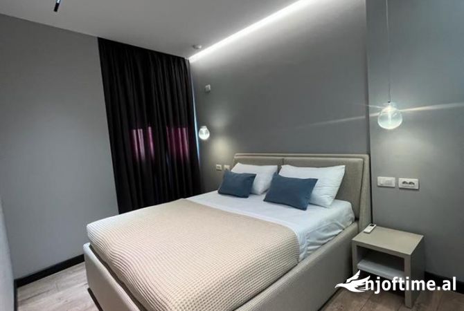 Shtepi me qera Apartament ne Tirane, 2+1, Mobilimi E mobiluar, Pagesa 1,500  Euro.