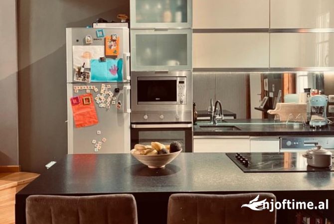 Shtepi me qera 4+1 ne Tirane - 1,200 Euro