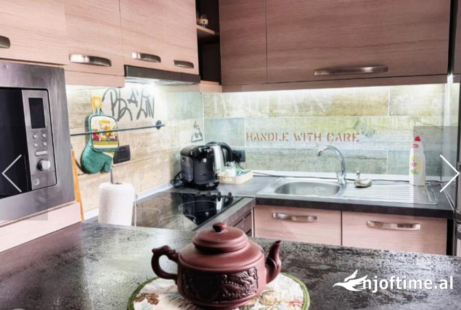 Shtepi me qera 1+1 ne Tirane - 60,000 Leke