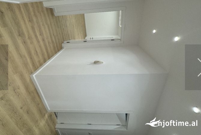 Shtepi ne shitje 2+1 ne Tirane - 175,000 Euro