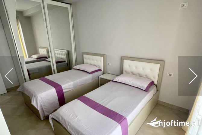 Shtepi me qera Apartament ne Tirane, 2+1, Mobilimi E mobiluar, Pagesa 700  Euro.