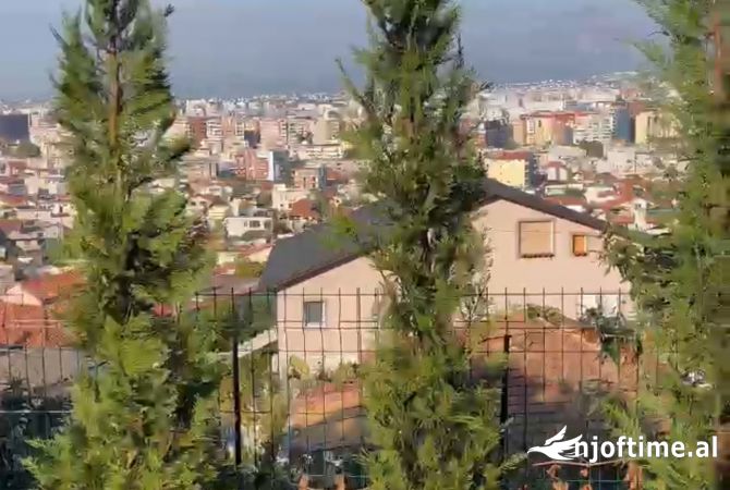 Shtepi ne shitje 2+1 ne Tirane - 280,000 Euro