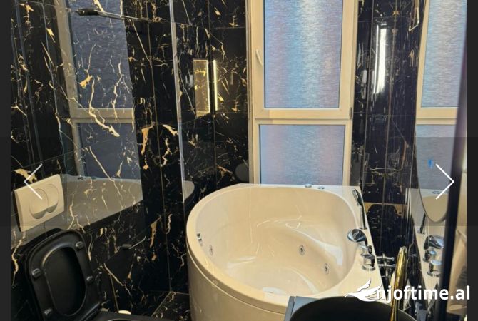 Shtepi ne shitje Apartament ne Tirane, 2+1, Mobilimi E mobiluar, Pagesa 217,000  Euro.