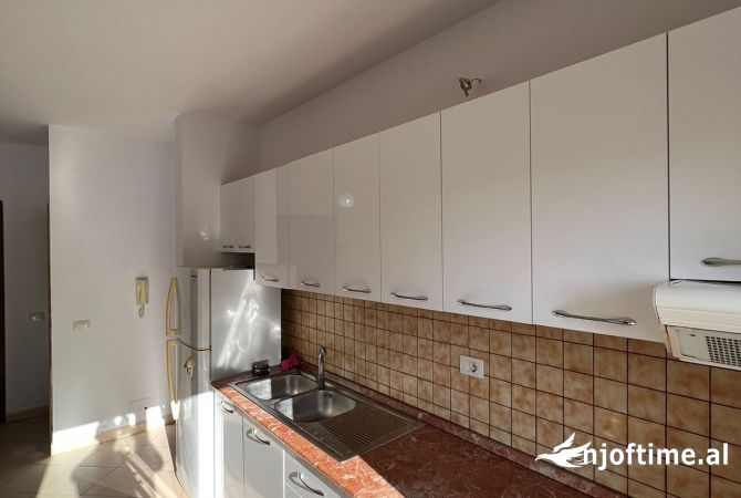 Shtepi ne shitje 1+1 ne Tirane - 160,000 Euro