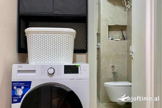 Shtepi ne shitje Apartament ne Tirane, 1+1, Mobilimi E mobiluar, Pagesa 180,000  Euro.