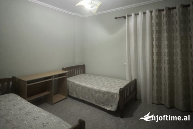 Shtepi me qera 2+1 ne Tirane - 600 Euro