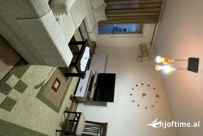 Shtepi me qera Apartament ne Tirane, 2+1, Mobilimi E mobiluar, Pagesa 45,000  Leke.