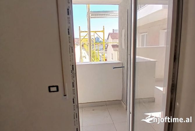Shtepi ne shitje 1+1 ne Tirane - 117,000 Euro