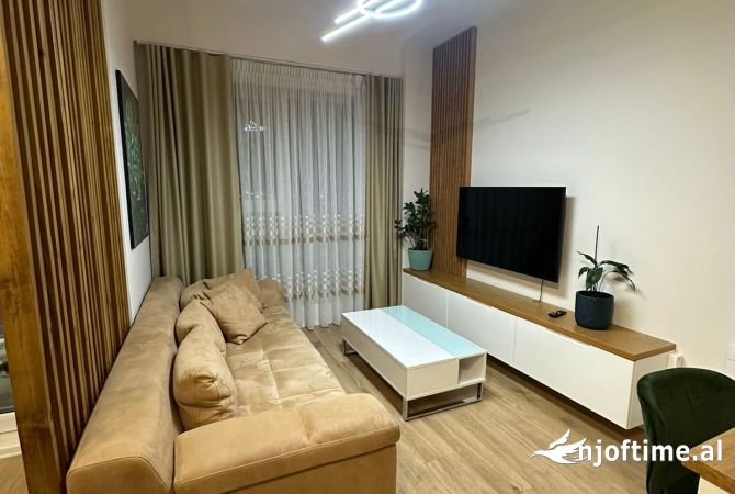 Shtepi me qera 1+1 ne Tirane - 60,000 Leke