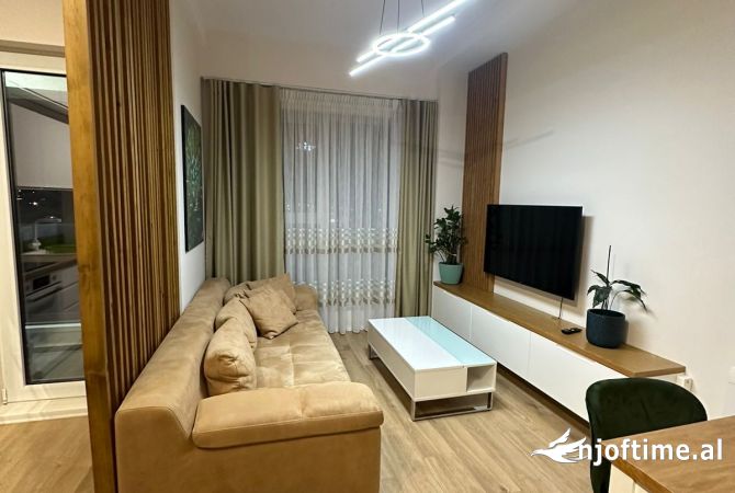 Shtepi me qera Apartament ne Tirane, 1+1, Mobilimi E mobiluar, Pagesa 60,000  Leke.