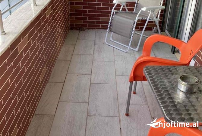 Shtepi me qera Apartament ne Tirane, 1+1, Mobilimi E mobiluar, Pagesa 60,000  Leke.