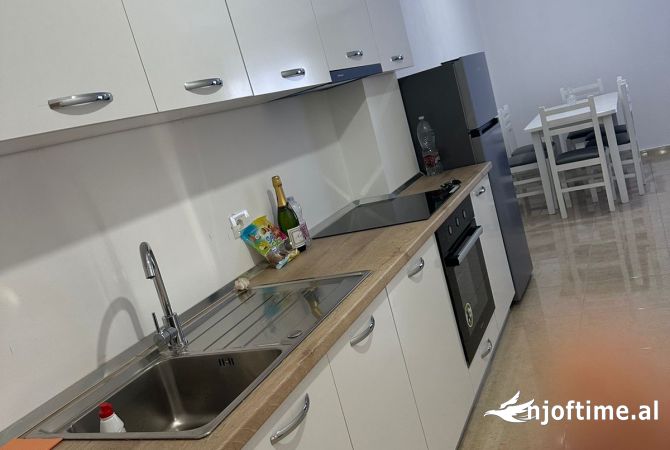 Shtepi me qera 2+1 ne Durres - 400 Euro