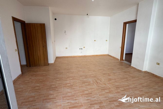 Shtepi ne shitje 3+1 ne Tirane - 192,900 Euro
