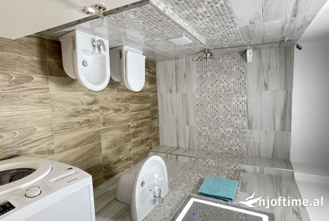 Shtepi me qera 2+1 ne Tirane - 50,000 Leke
