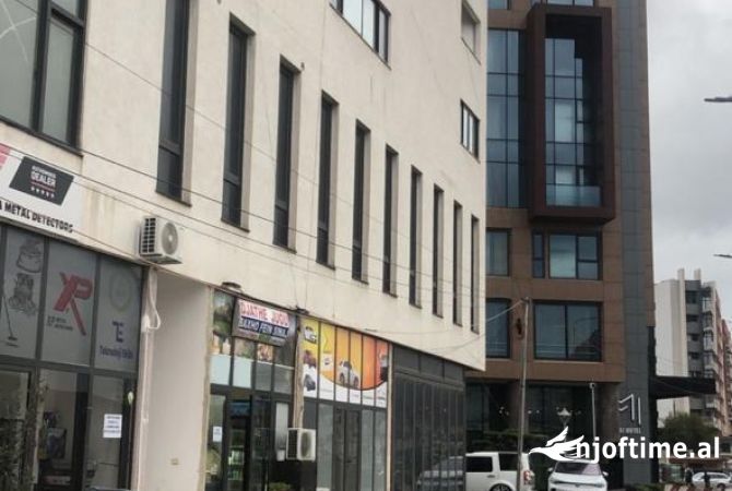 Shtepi me qera Apartament ne Tirane, 2+1, Mobilimi E mobiluar, Pagesa 45,000  Leke.