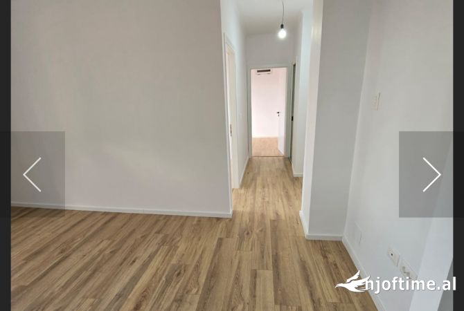 Shtepi ne shitje Apartament ne Tirane, 2+1, Mobilimi Bosh, pa mobiluar, Pagesa 132,000  Euro.