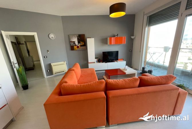 Shtepi me qera 2+1 ne Tirane - 700 Euro