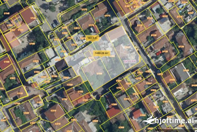 Terreno in vendita  a Tirana - 360,000 Euro