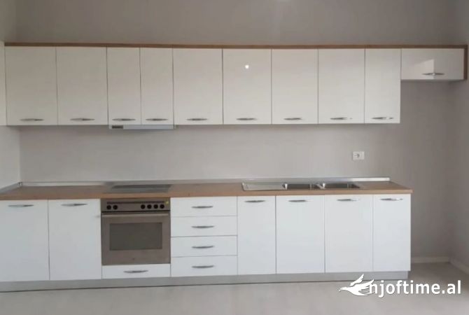Shtepi me qera Apartament ne Tirane, 2+1, Mobilimi Bosh, pa mobiluar, Pagesa 54,000  Leke.